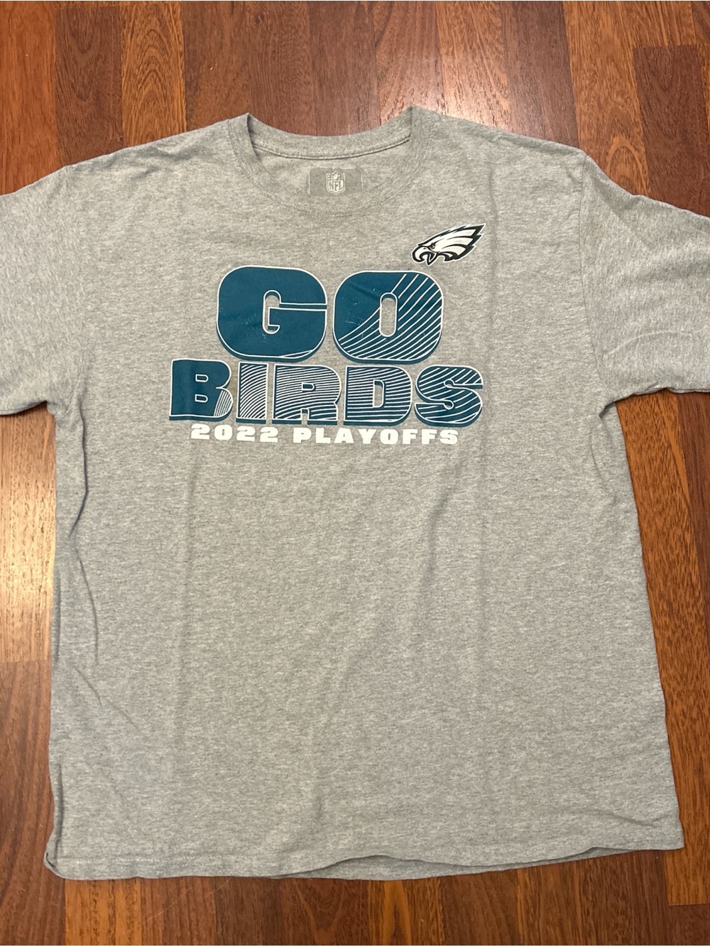 Philadelphia Eagles Go Birds NFL Playoffs Gray Tshirt Size Large Football Season